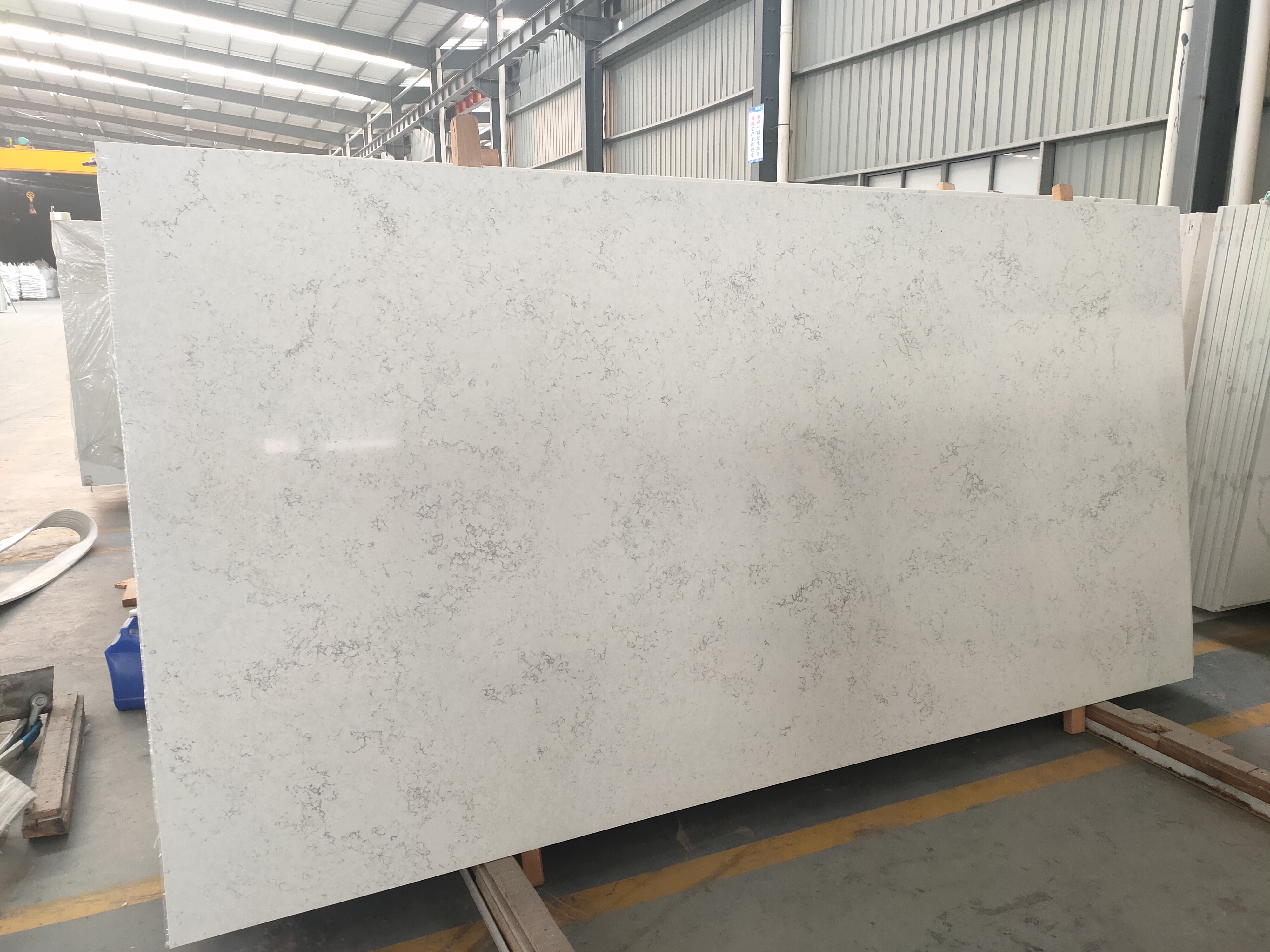 White Arabesque quartz